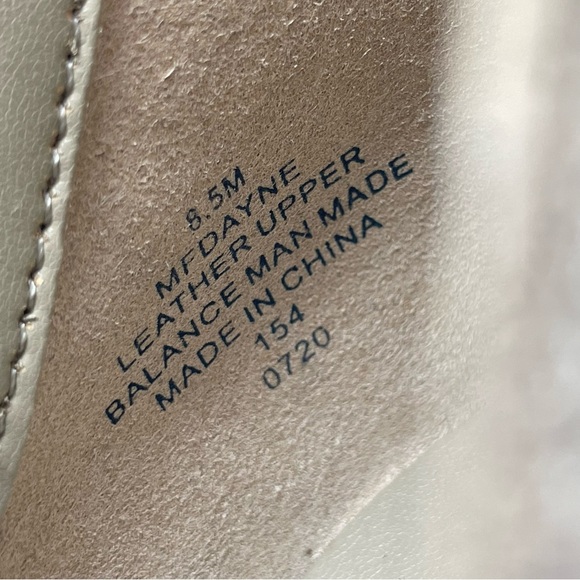 MARC FISHER Dayne Studded Booties Dark Natural Suede Size 8.5 M - Picture 12 of 17